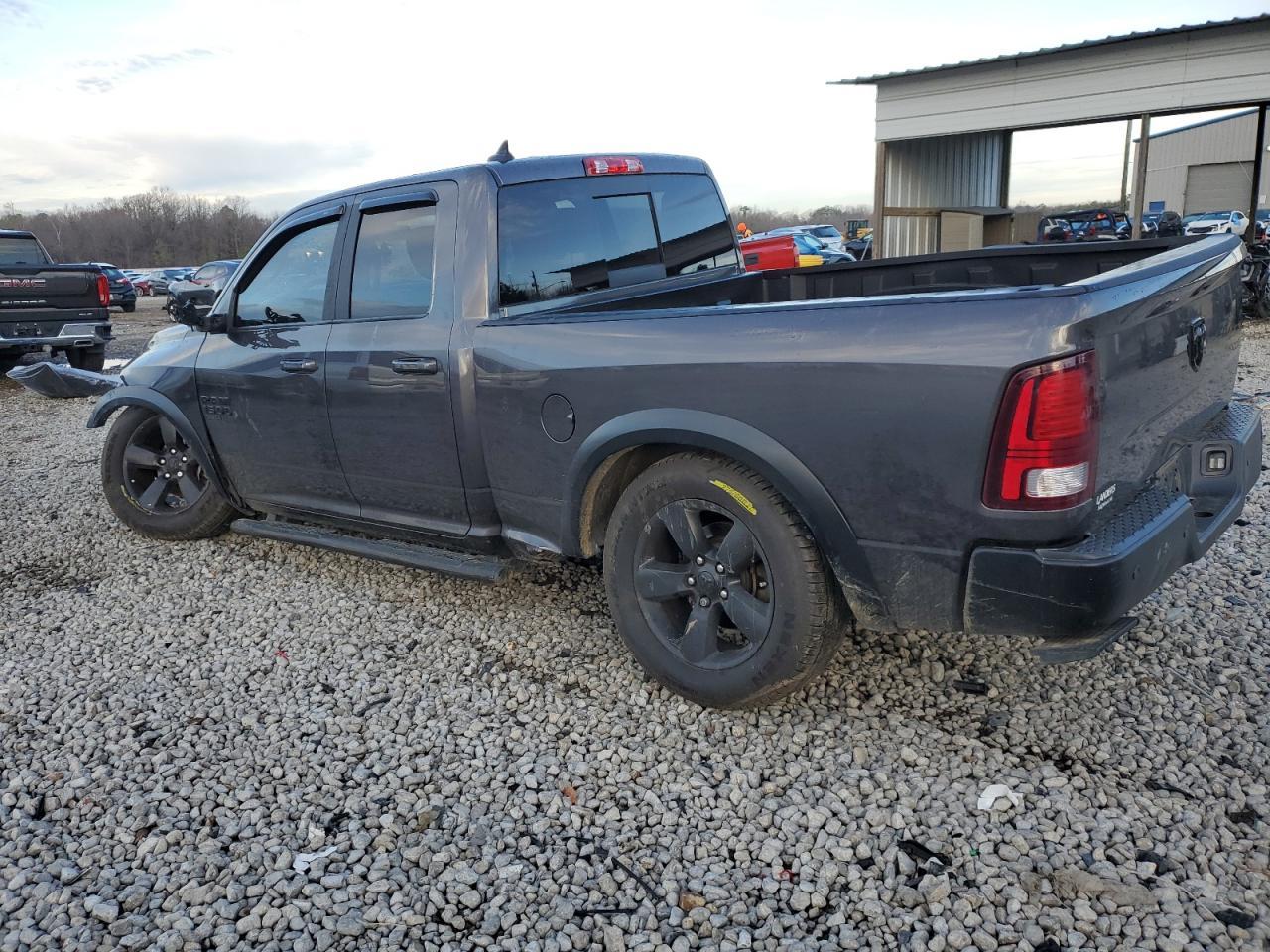 2019 Ram 1500 Classic Slt - Фото 2