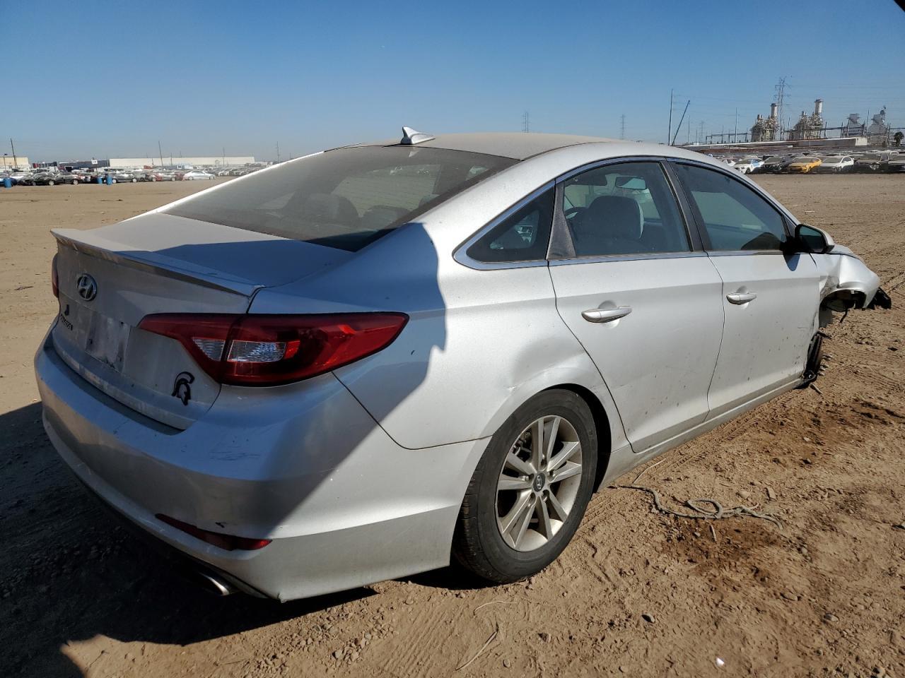 2017 Hyundai Sonata Se - Image 3