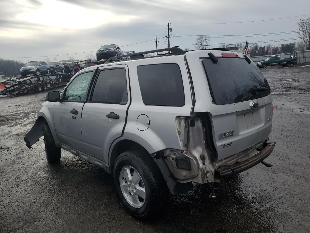 2009 Ford Escape Xlt - Image 2