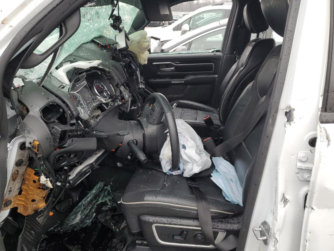 2020 Ram 1500 Laramie - Image 7