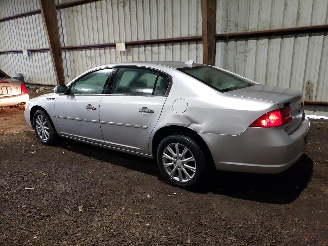 2009 Buick Lucerne Cxl - Image 2