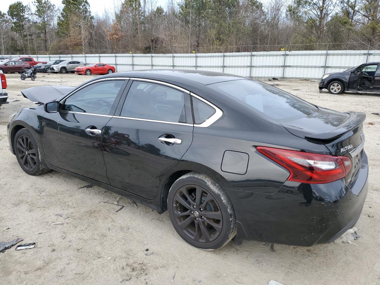 2017 Nissan Altima 2.5 - Фото 2