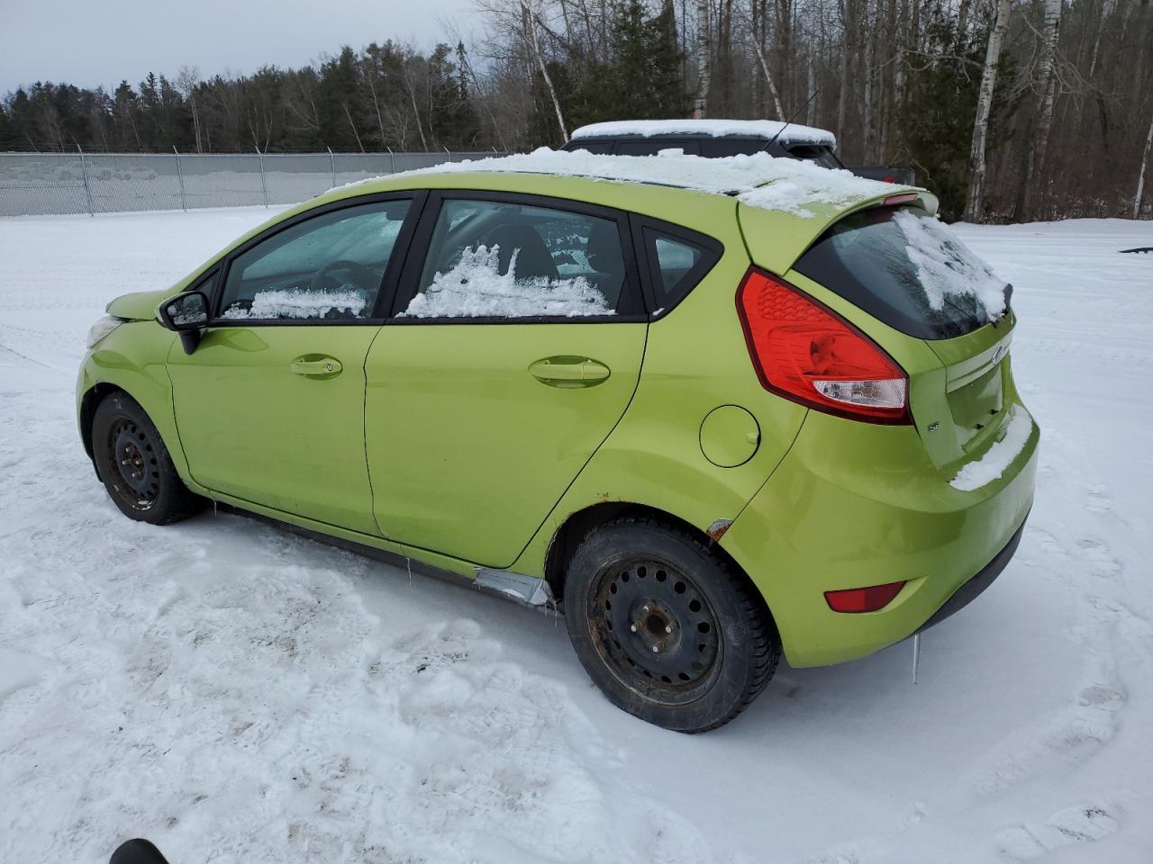 2012 Ford Fiesta Se - Image 2