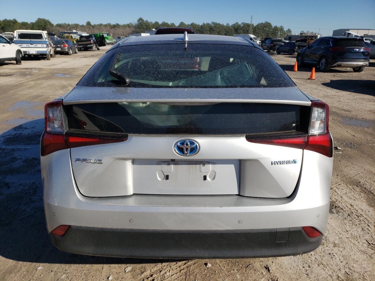 2019 Toyota Prius - Фото 6