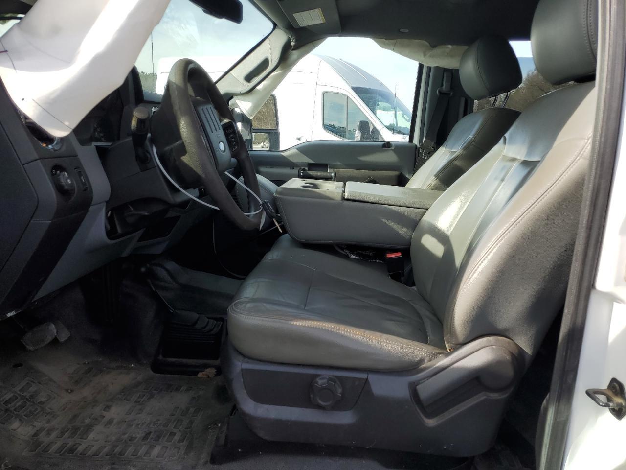 2016 Ford F350 Super Duty - Фото 7