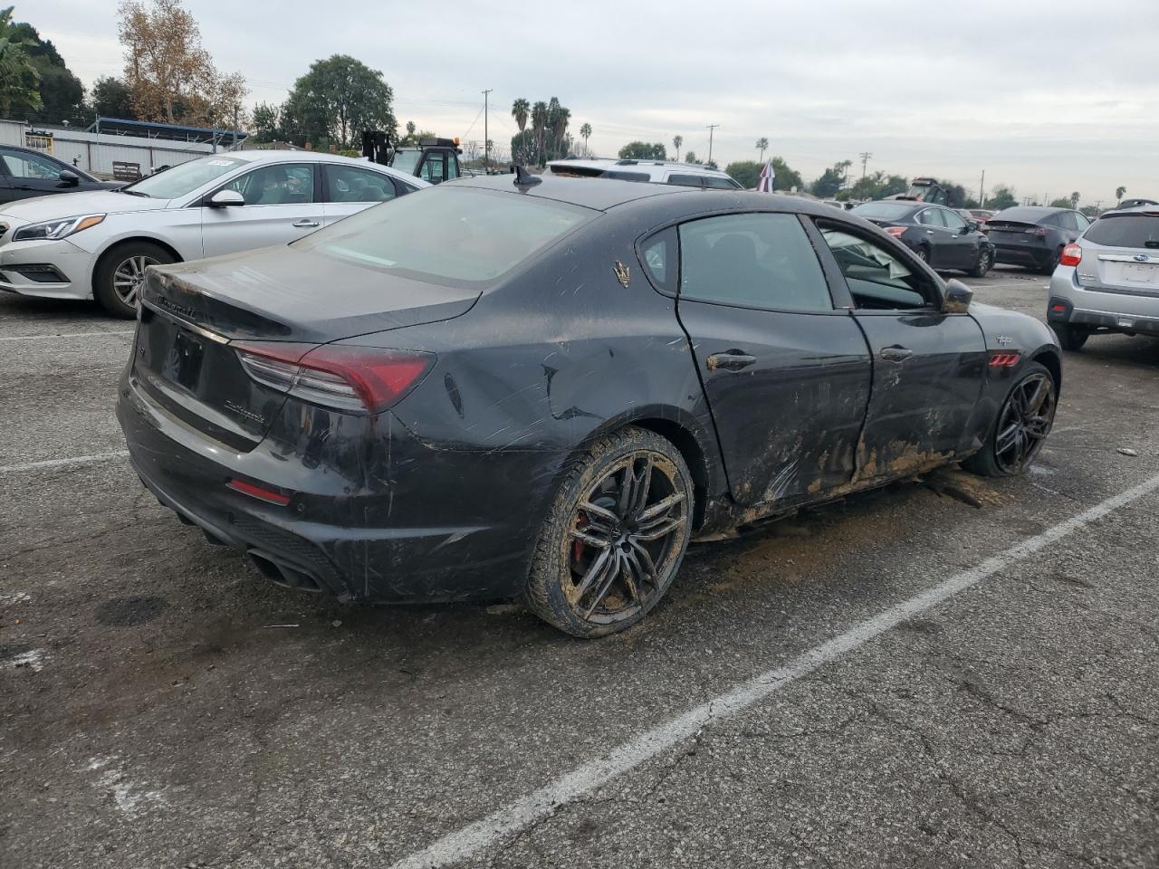 2022 Maserati Quattroporte Trofeo - Фото 3