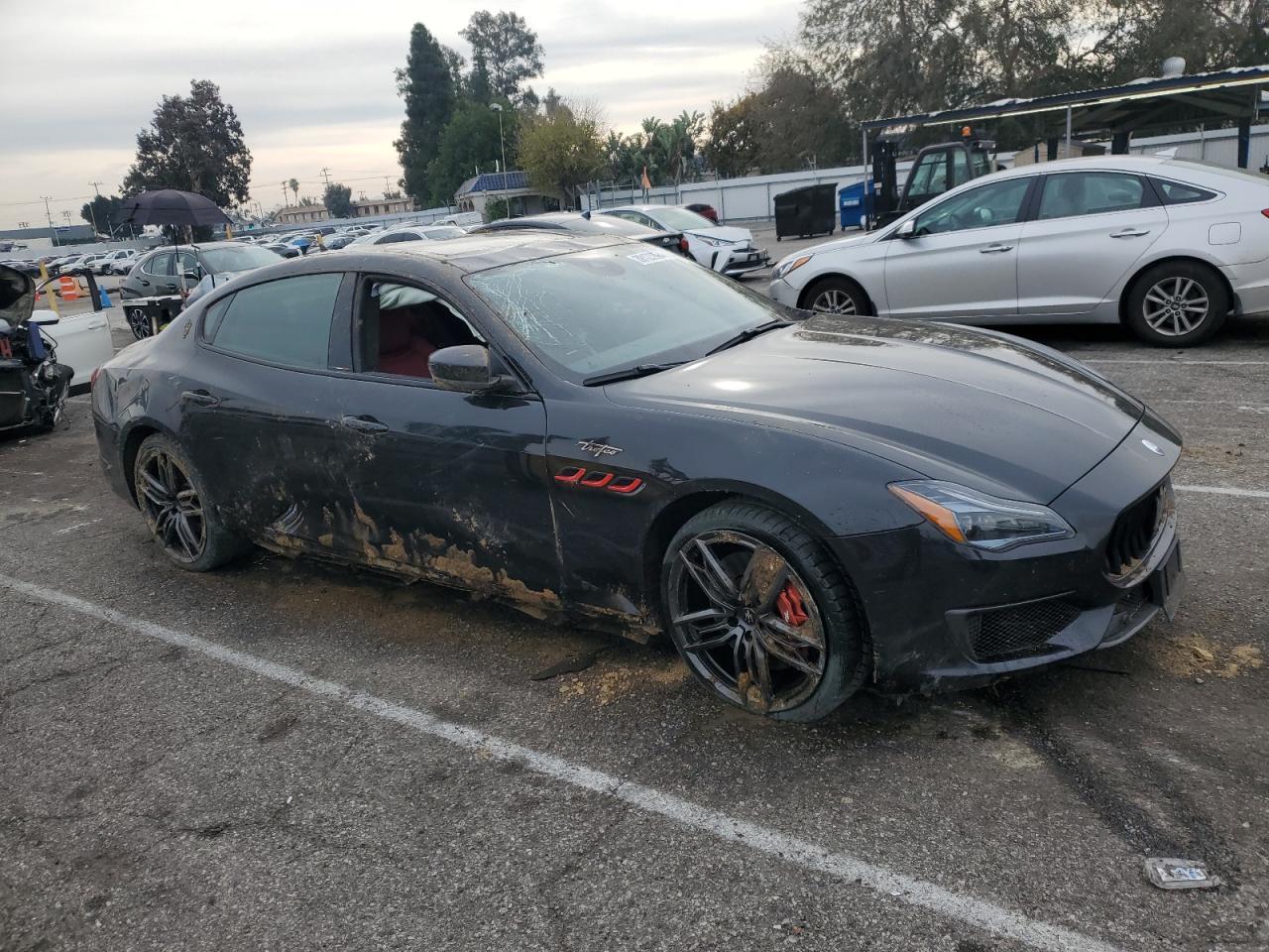 2022 Maserati Quattroporte Trofeo - Фото 4