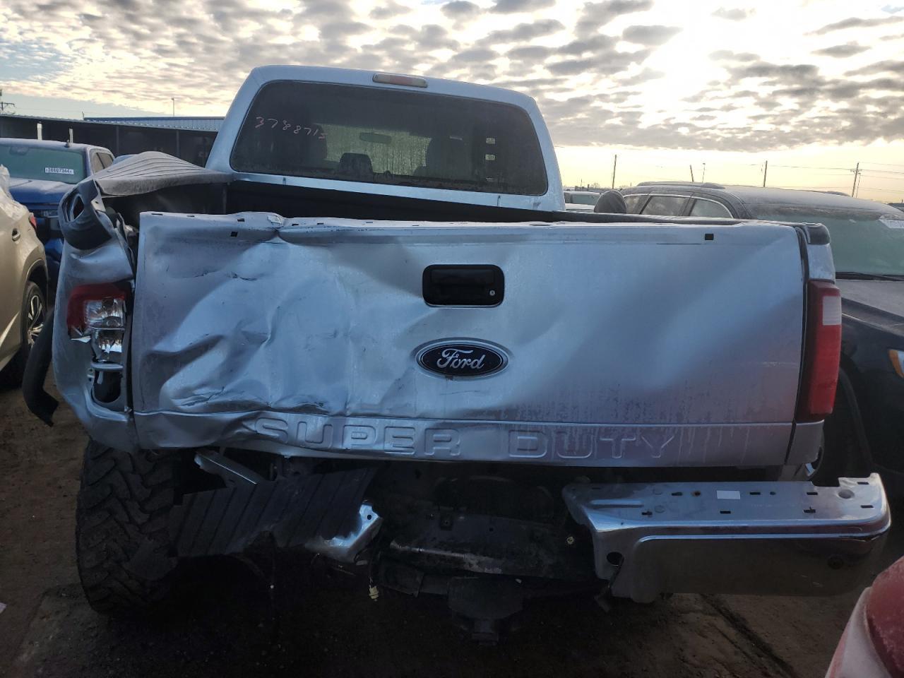 2011 Ford F250 Super Duty - Фото 6