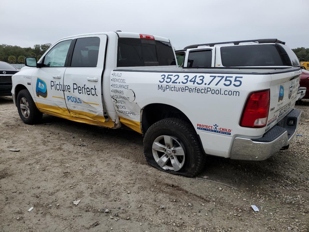 2019 Ram 1500 Classic Slt - Image 2