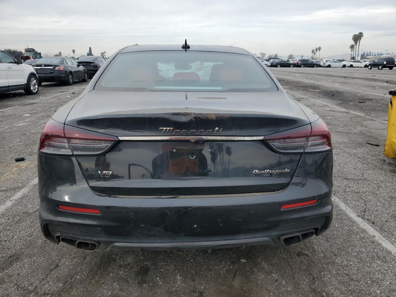 2022 Maserati Quattroporte Trofeo - Фото 6