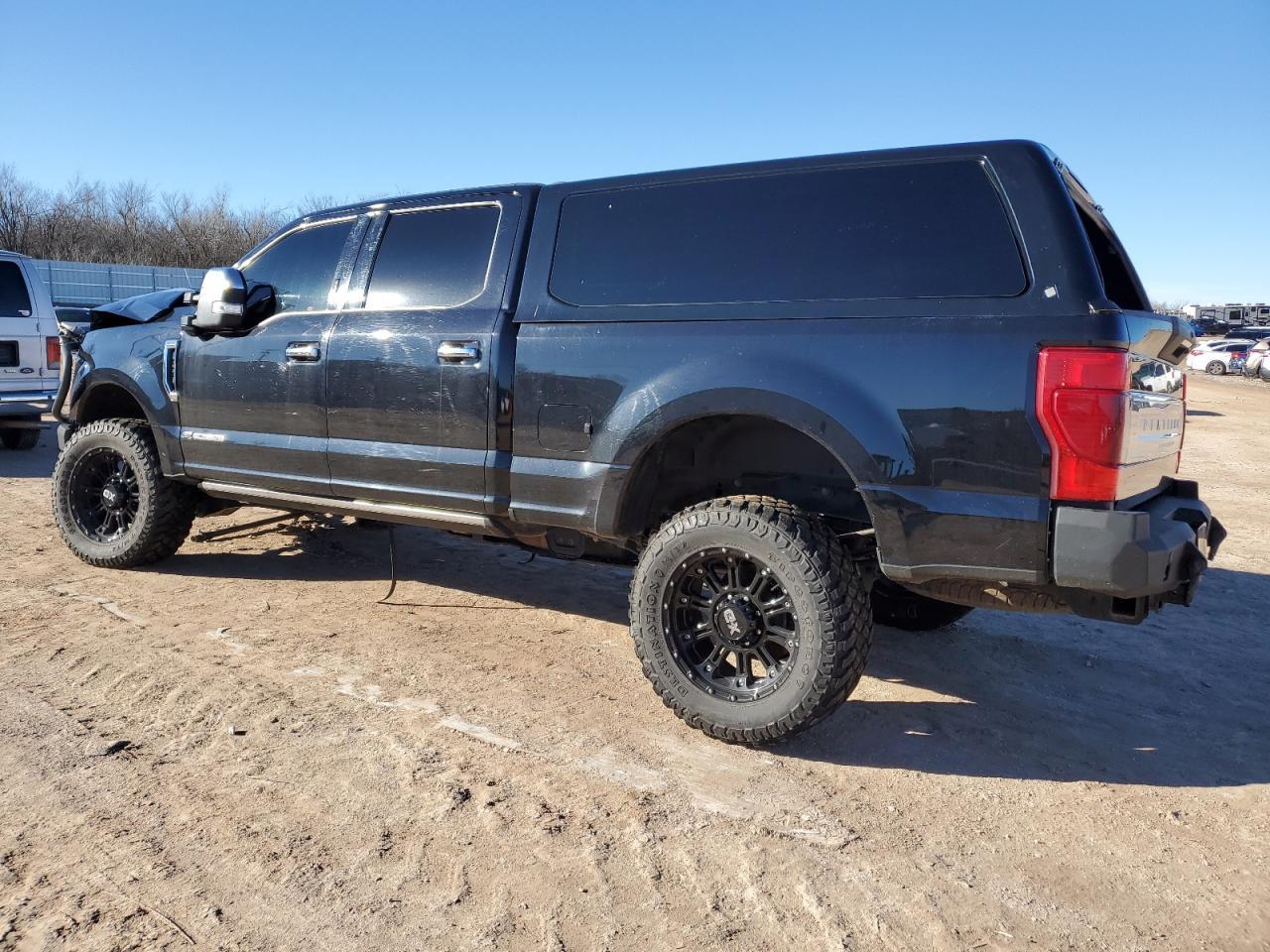 2021 Ford F250 Super Duty - Фото 2