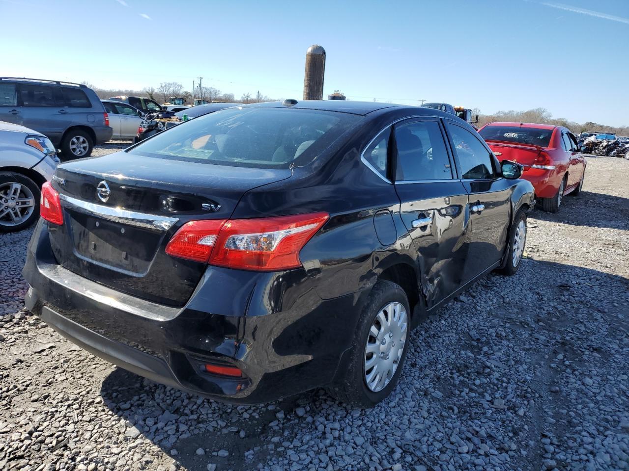 2016 Nissan Sentra S - Фото 3