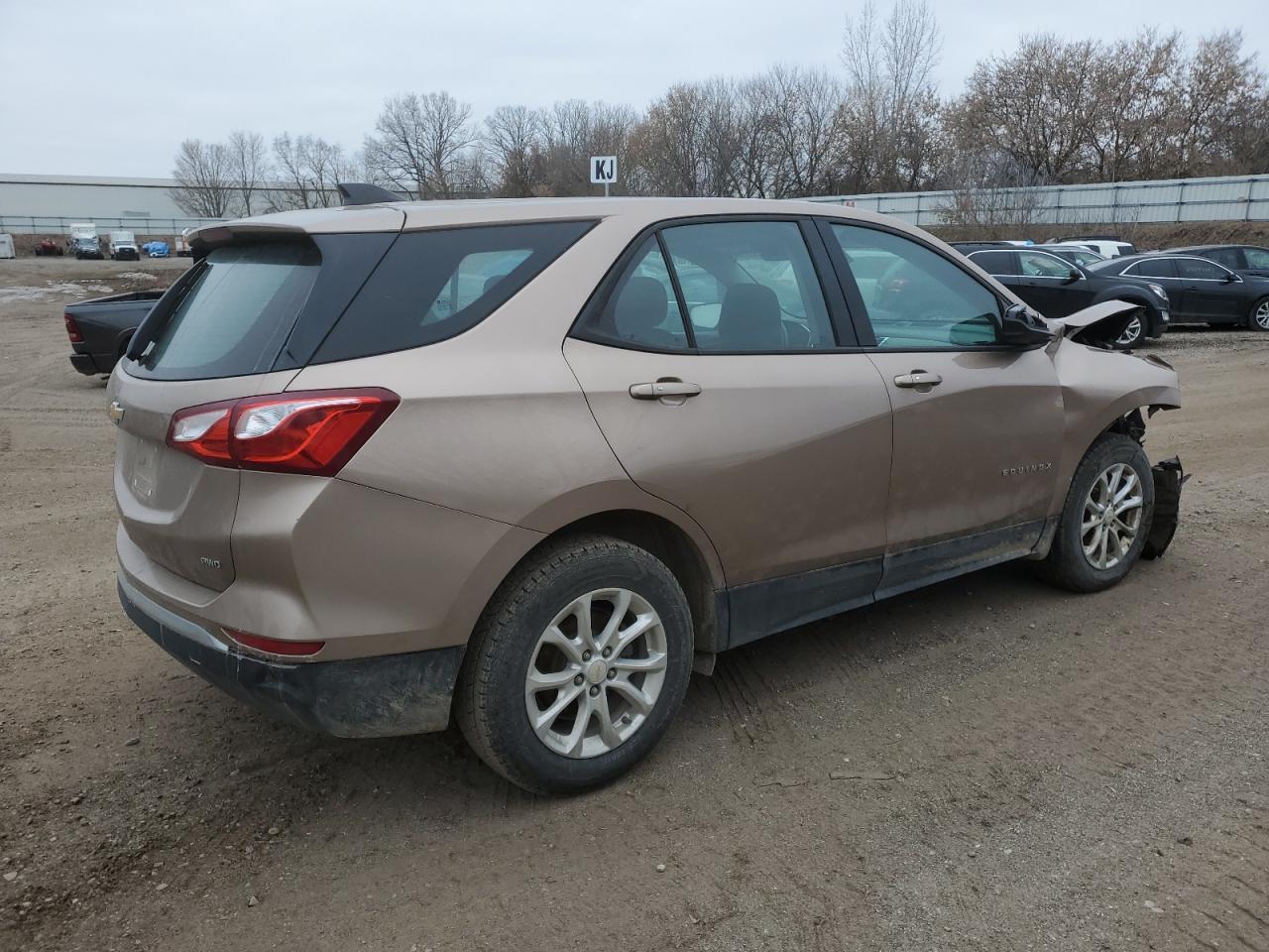 2018 Chevrolet Equinox Ls - Фото 3