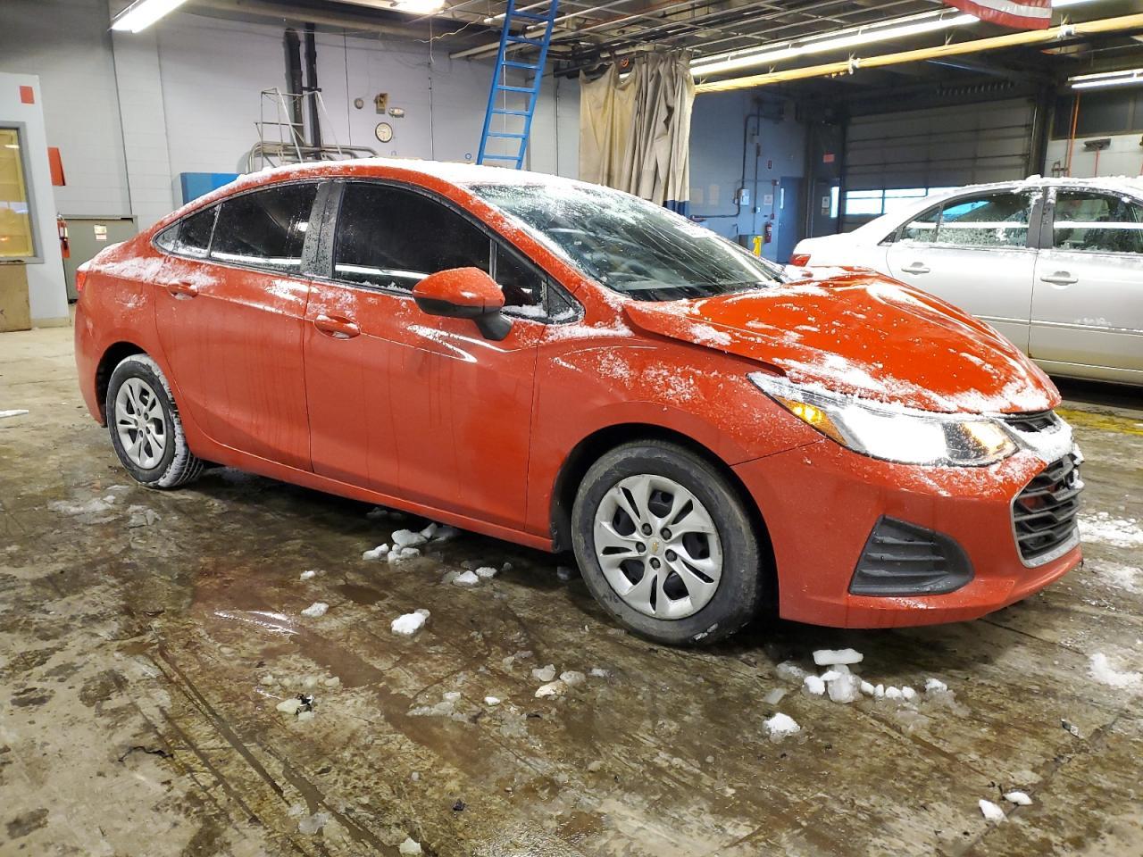 2019 Chevrolet Cruze - Фото 4