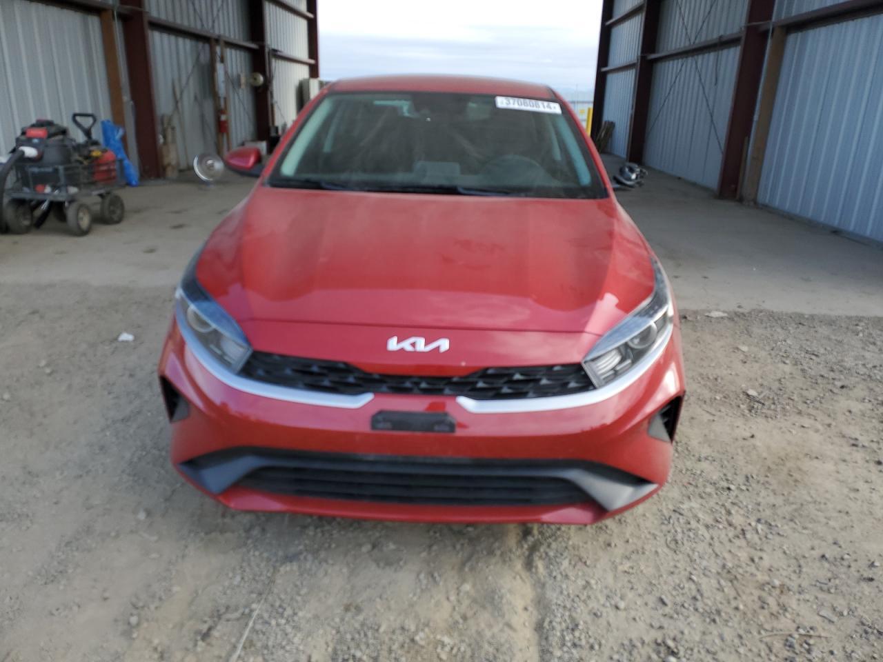 2022 Kia Forte Fe - Фото 5