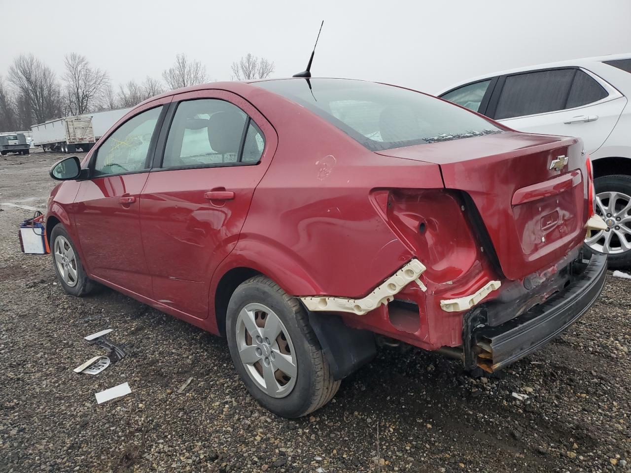 2014 Chevrolet Sonic Ls - Image 2