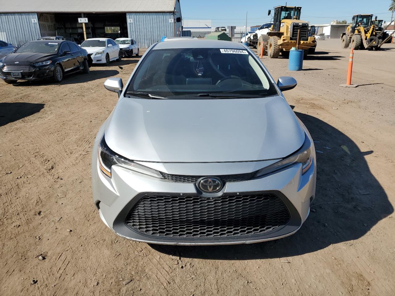 2020 Toyota Corolla Le - Image 5