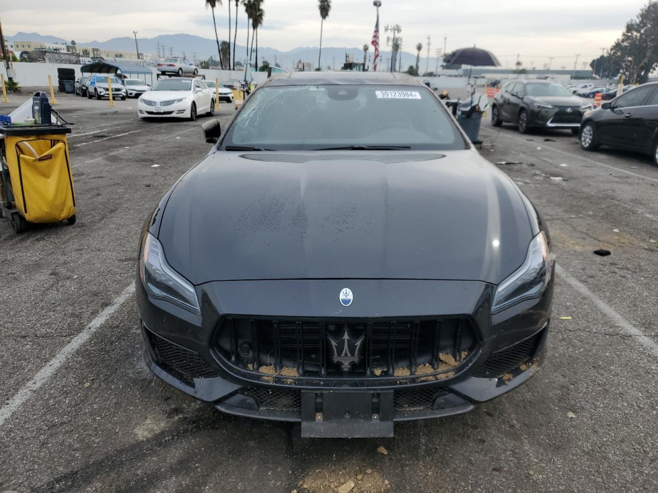 2022 Maserati Quattroporte Trofeo - Фото 5