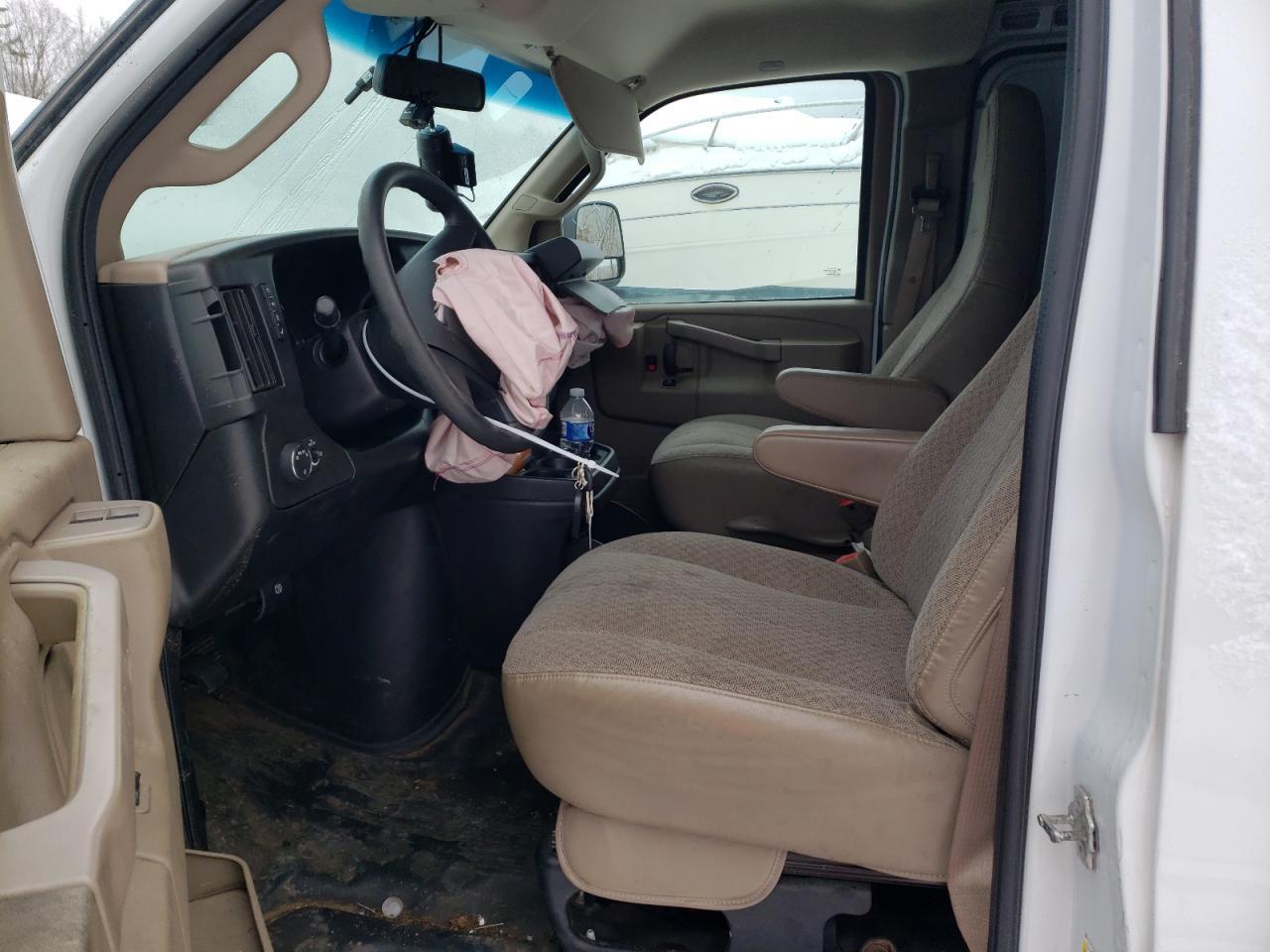 2020 Chevrolet Express G2500 - Фото 7