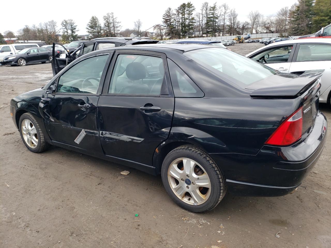 2005 Ford Focus Zx4 St - Image 2