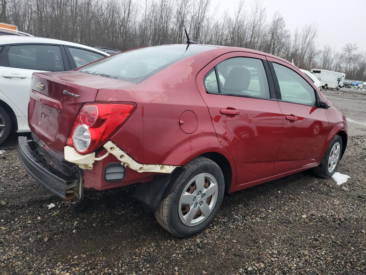 2014 Chevrolet Sonic Ls - Image 3