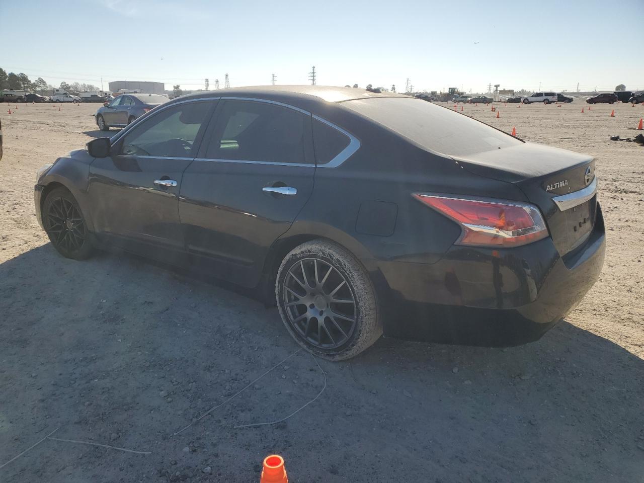 2014 Nissan Altima 3.5S - Фото 2