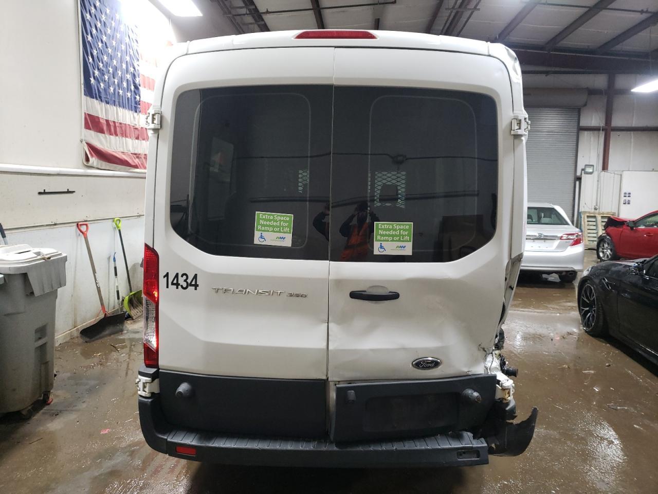 2017 Ford Transit T-350 - Фото 6