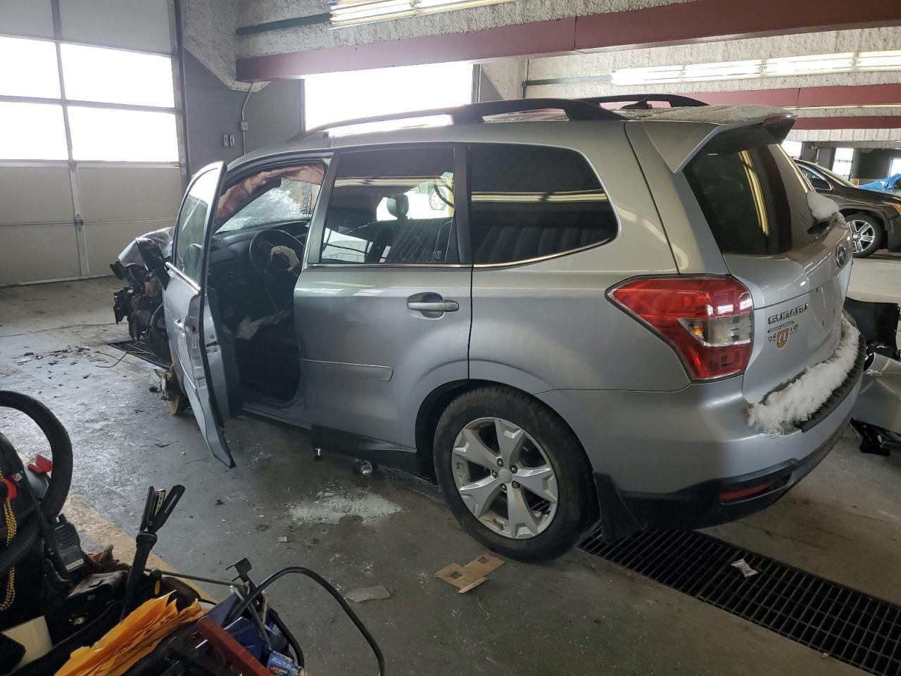 2015 Subaru Forester 2.5I Limited - Фото 2