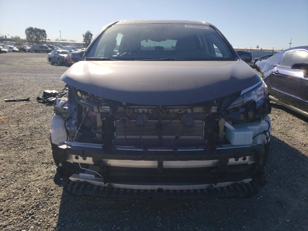 2022 Toyota Sienna Xle - Image 5