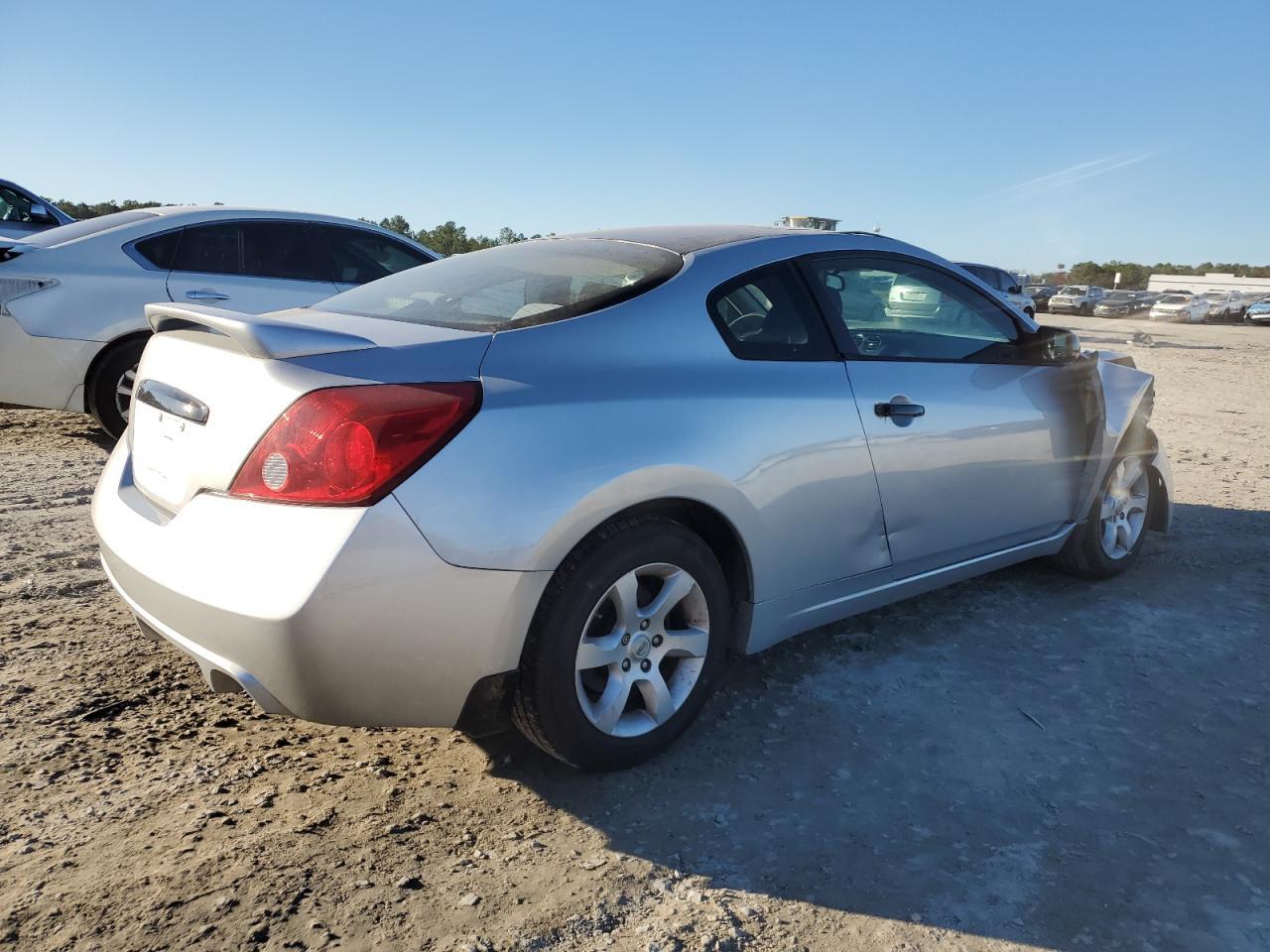 2008 Nissan Altima 2.5S - Фото 3