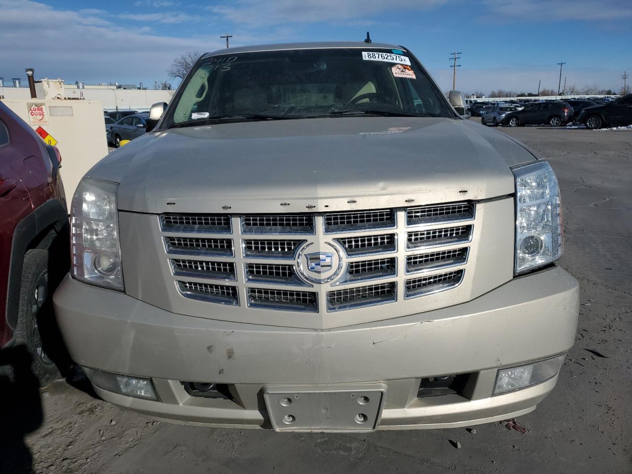 2007 Cadillac Escalade Luxury - Image 5