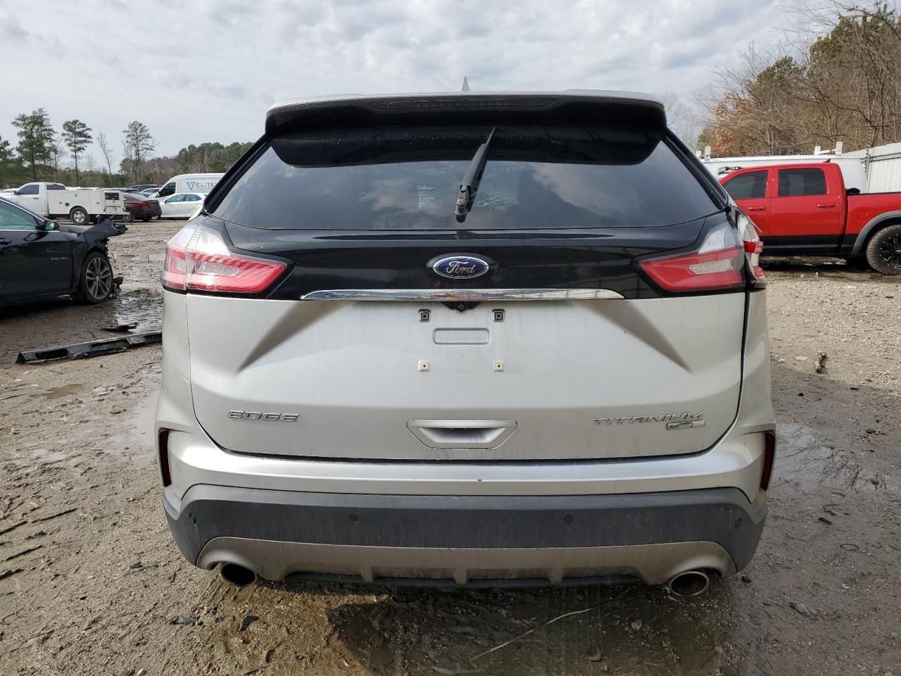 2019 Ford Edge Titanium - Фото 6
