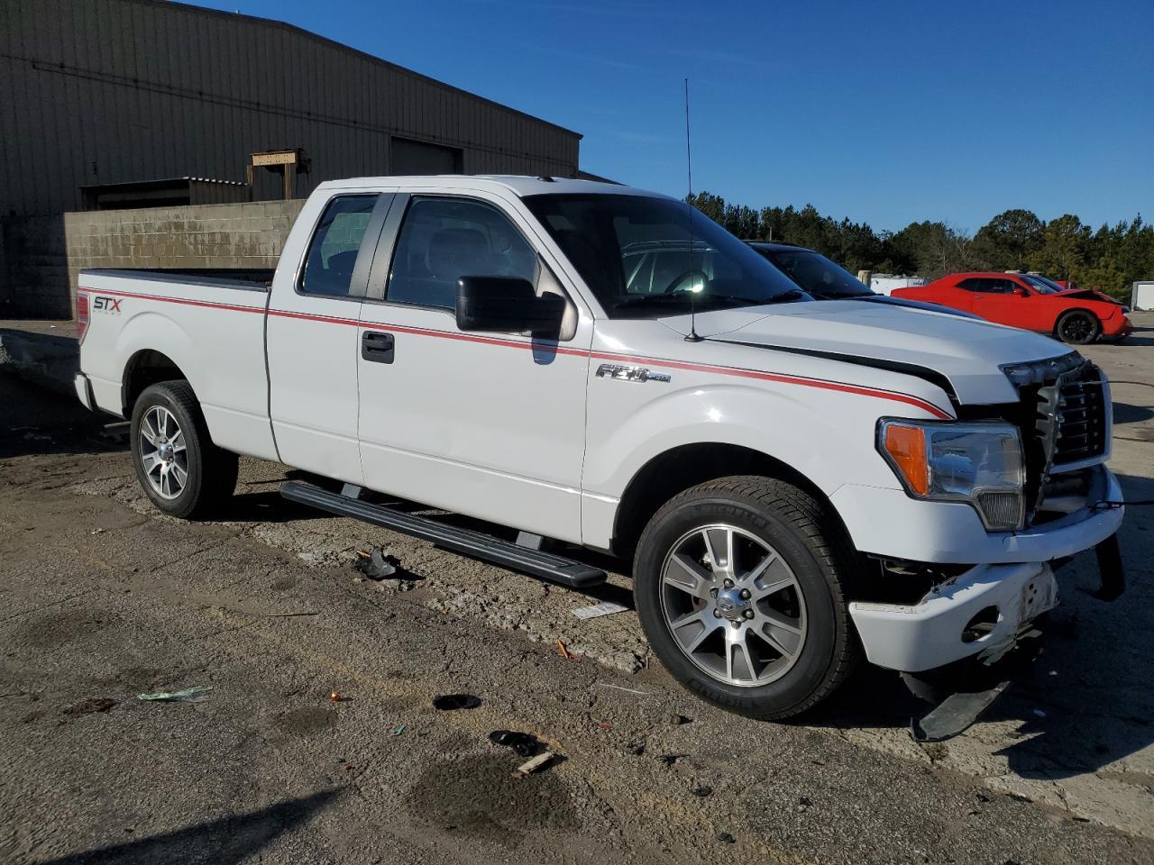 2014 Ford F150 Super Cab - Image 4