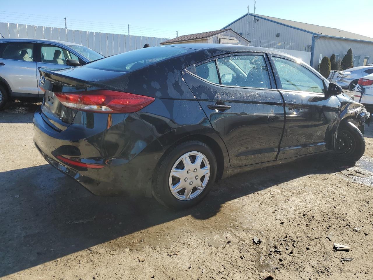 2018 Hyundai Elantra Se - Image 3