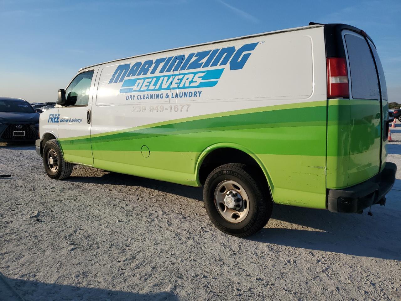 2010 Chevrolet Express G2500 - Image 2