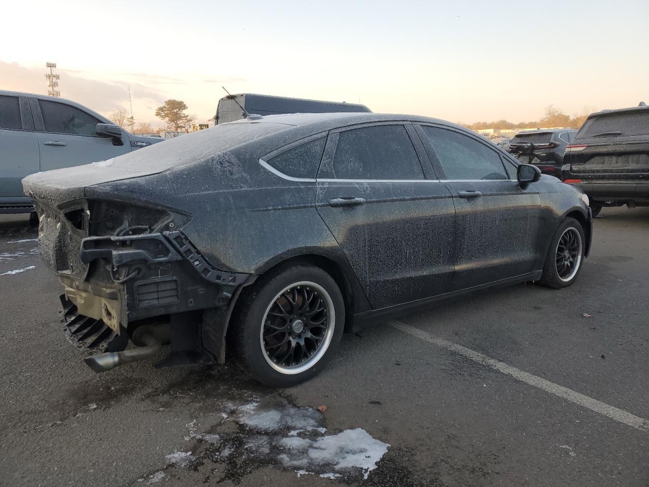 2015 Ford Fusion Se - Фото 3