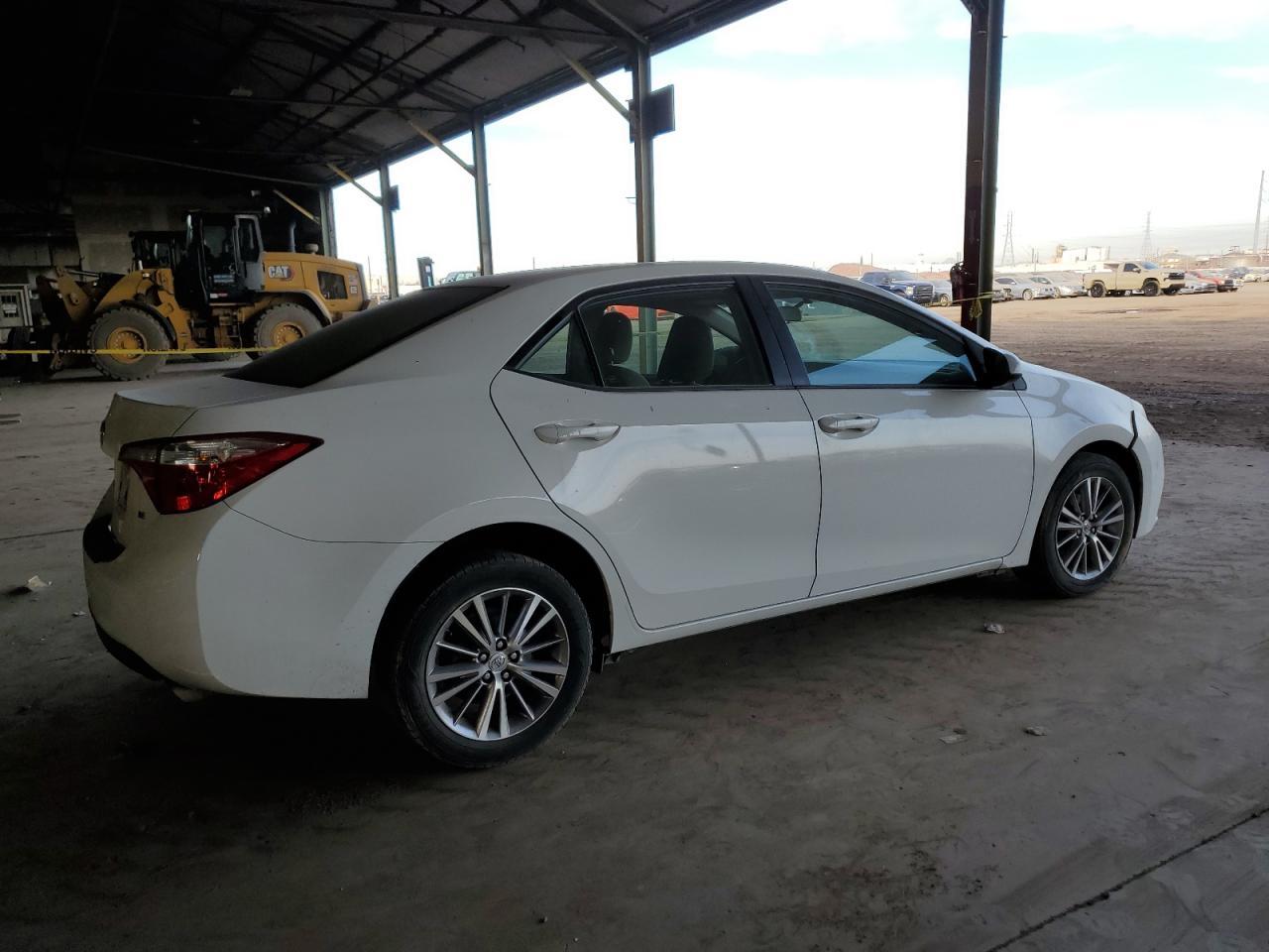 2015 Toyota Corolla L - Фото 3