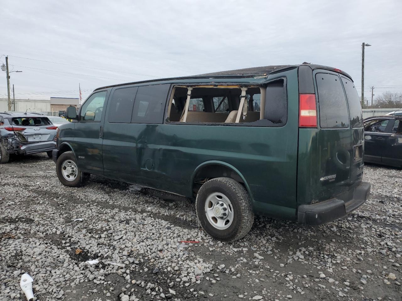 2005 Chevrolet Express G3500 - Фото 2