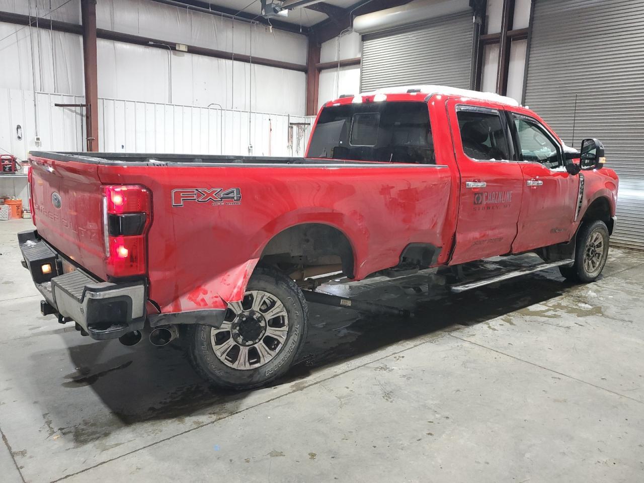 2023 Ford F350 Super Duty - Фото 3