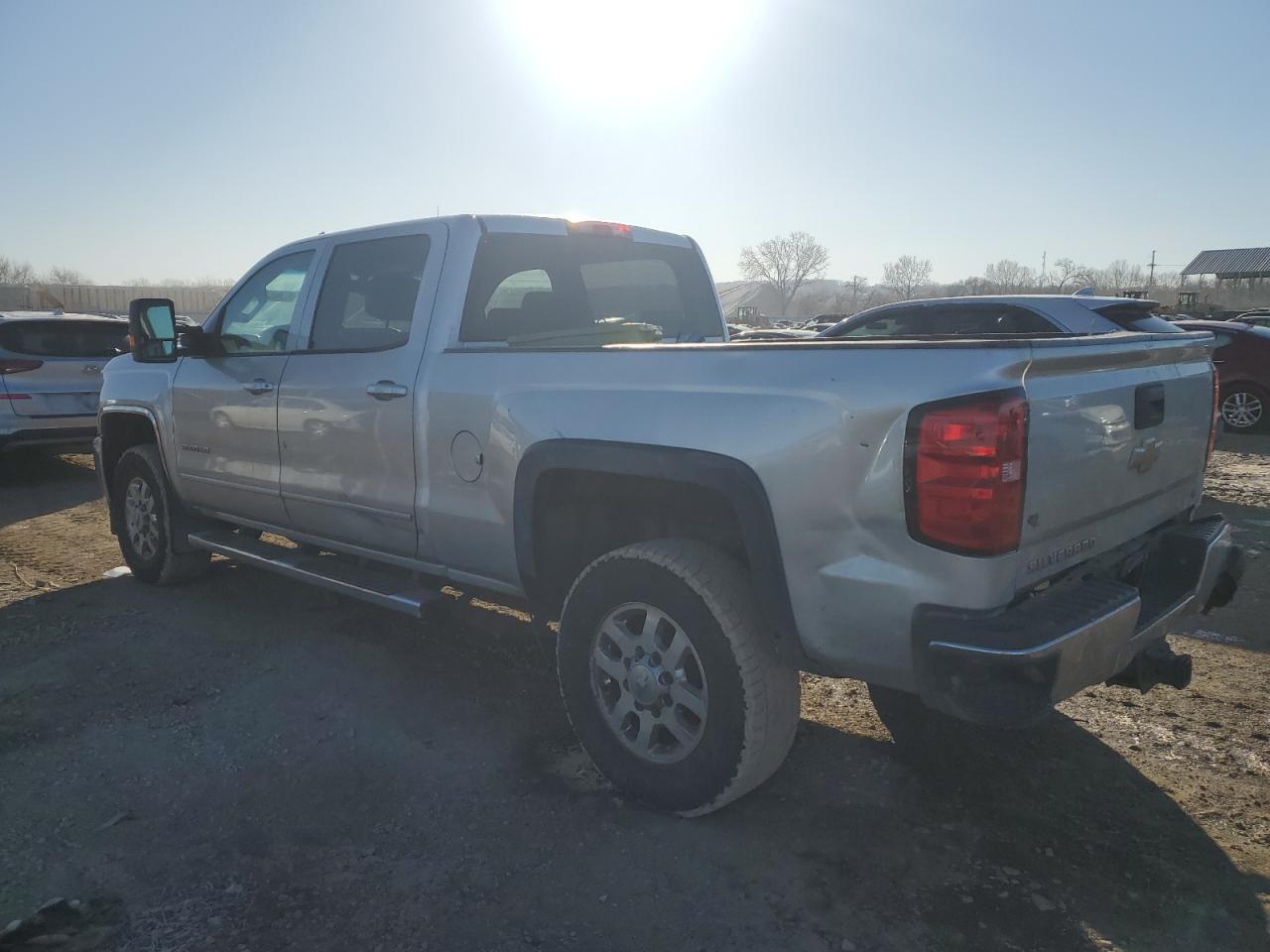 2015 Chevrolet Silverado K2500 Heavy Duty Lt - Image 2