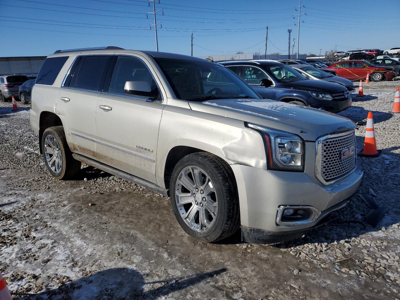 2015 GMC Yukon Denali - Фото 4