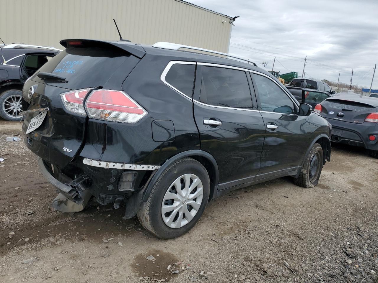2016 Nissan Rogue S - Фото 3