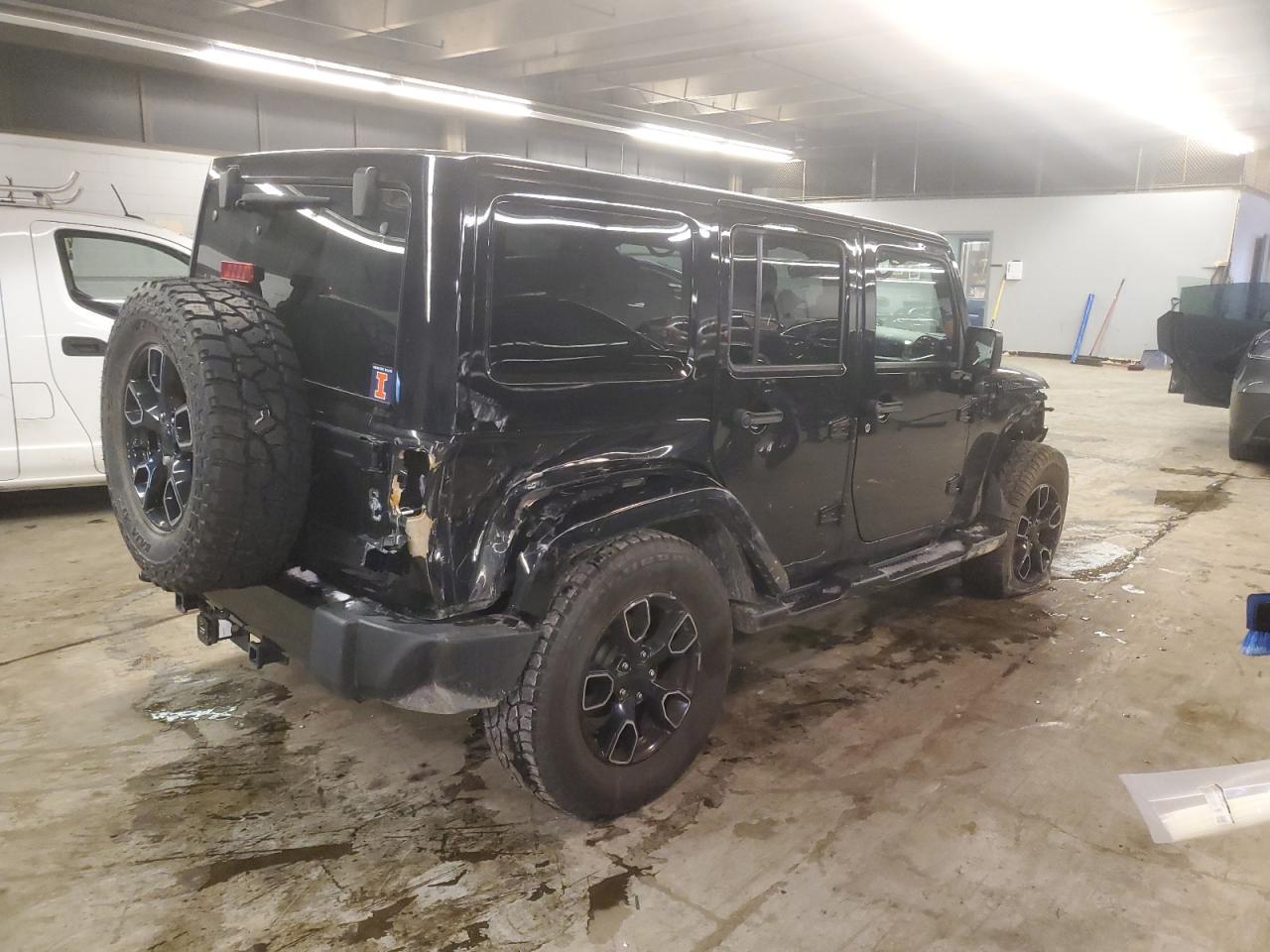 2017 Jeep Wrangler Unlimited Sahara - Фото 3