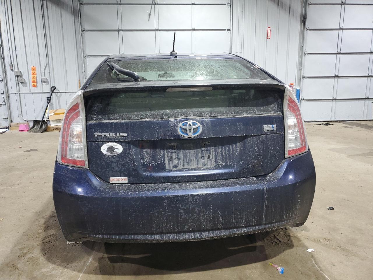 2014 Toyota Prius - Image 6