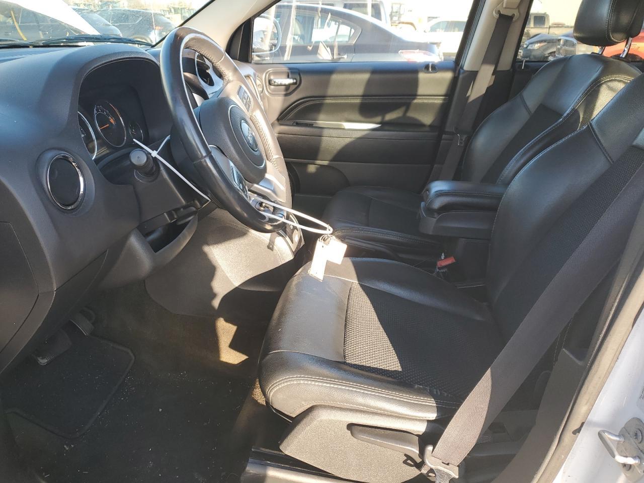 2016 Jeep Compass Latitude - Фото 7