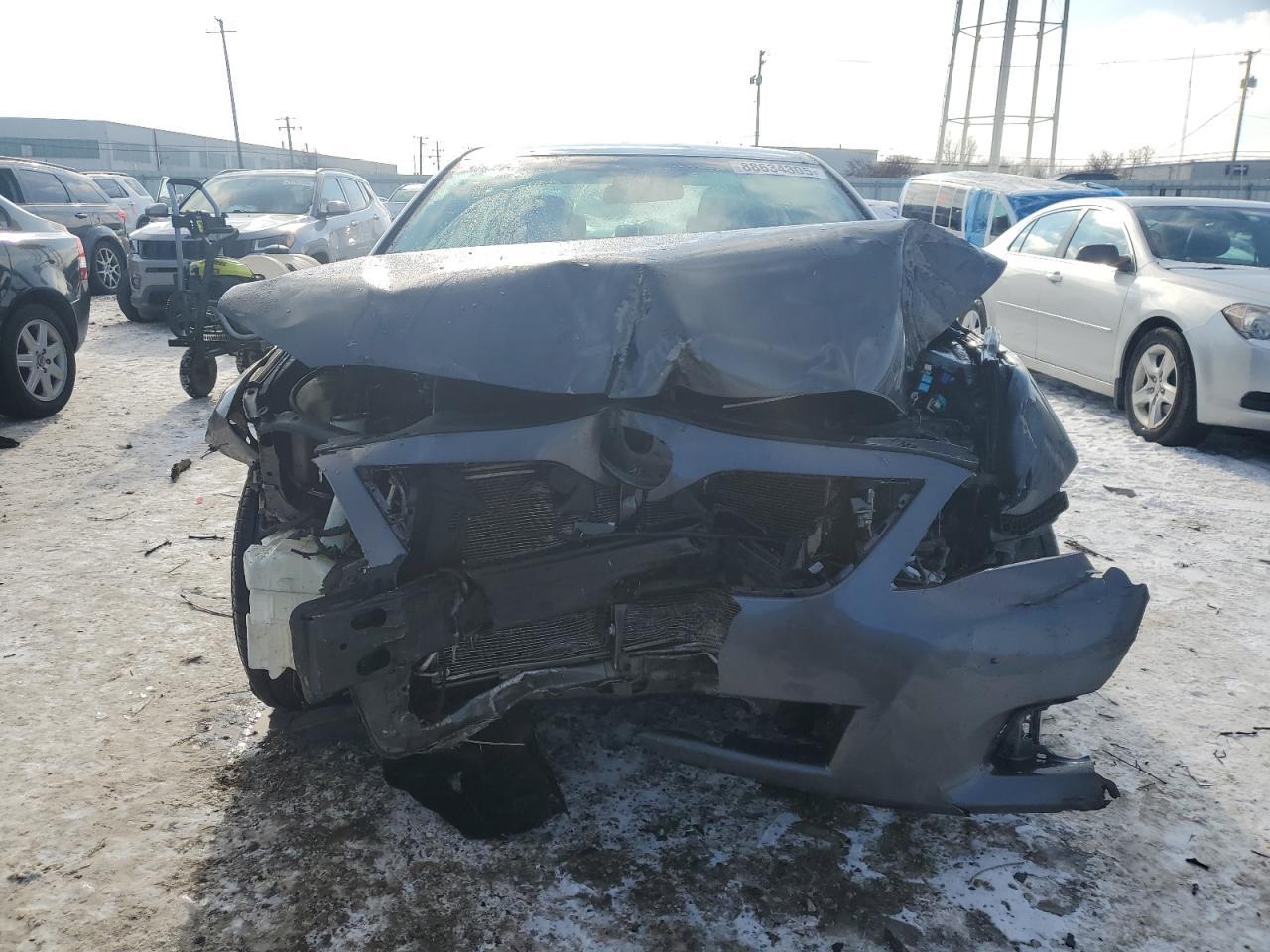 2010 Toyota Camry - Image 5