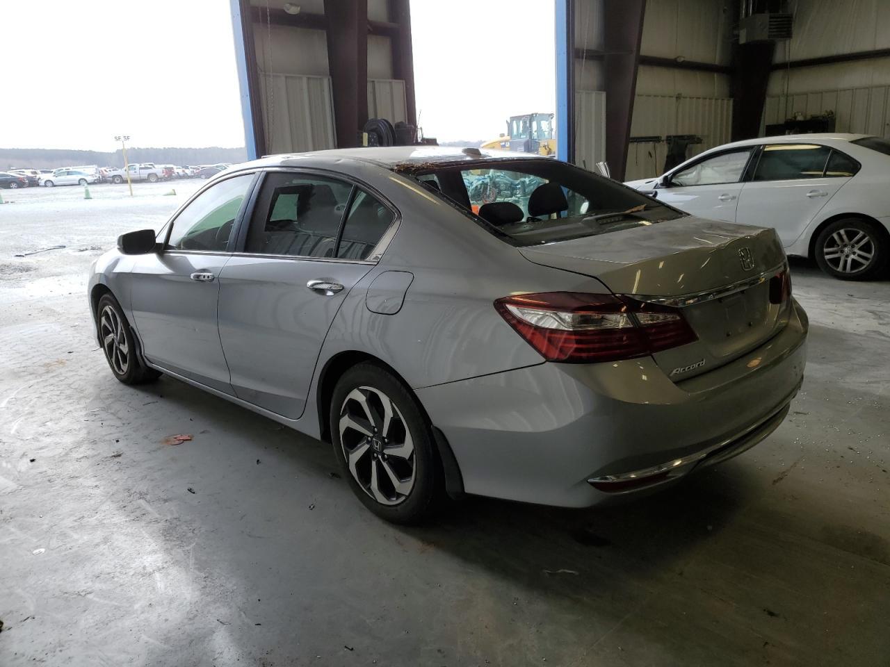 2017 Honda Accord Ex - Фото 2