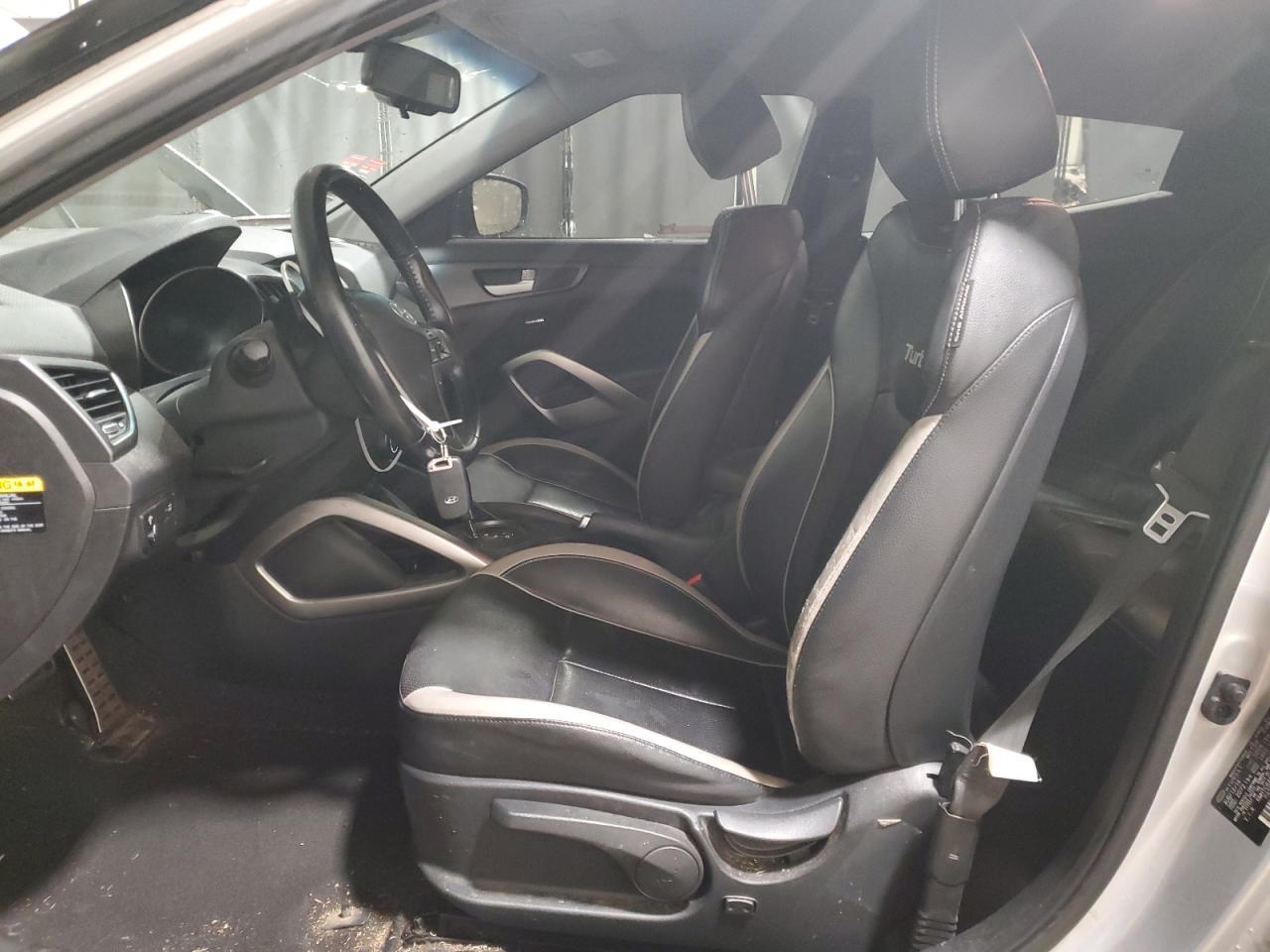 2015 Hyundai Veloster Turbo - Фото 7