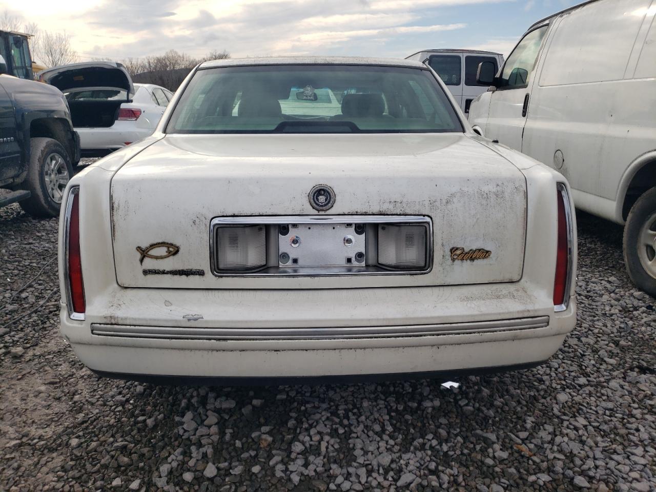 1997 Cadillac Deville - Фото 6