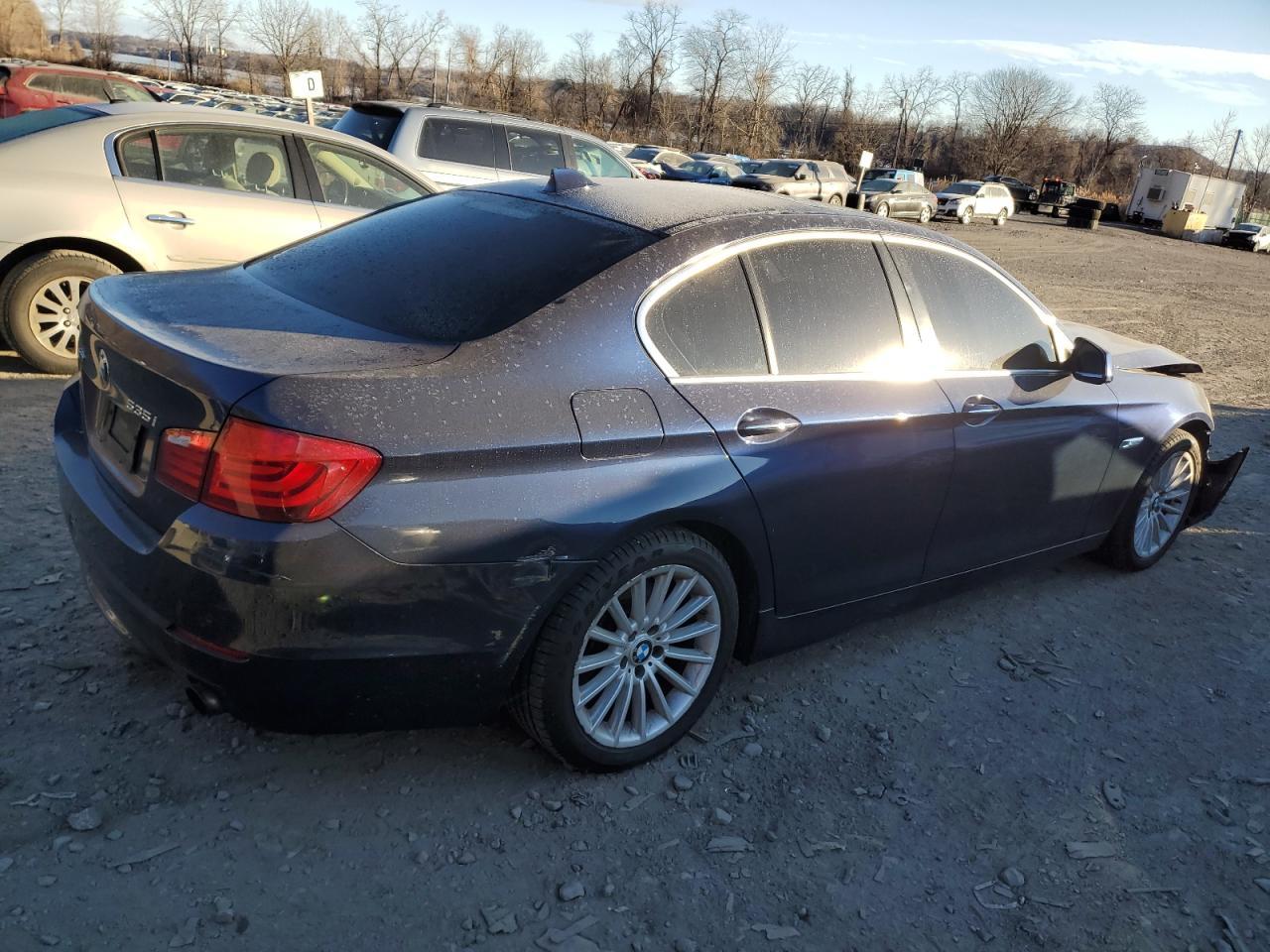 2013 BMW 535 Xi - Image 3